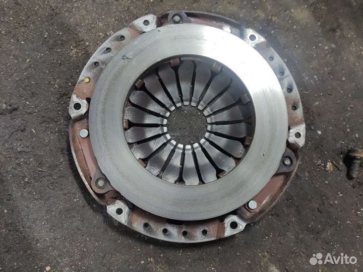 Диск с корзиной на Шевроле Лачетти 1.4