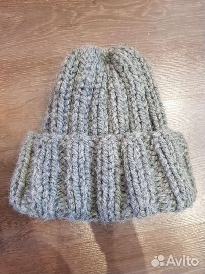 Шапка женская вязаная ручная работа