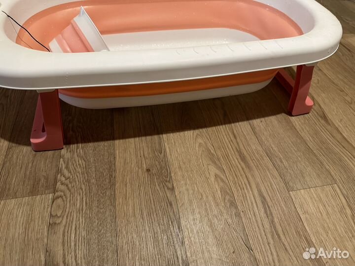 Ванночка для купания новорожденного