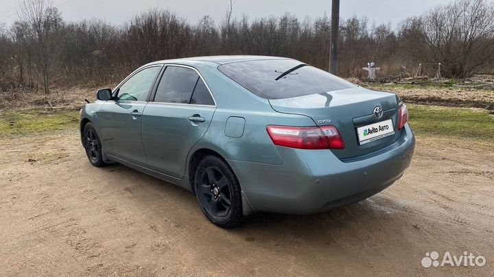 Toyota Camry 2.4 AT, 2007, 299 990 км