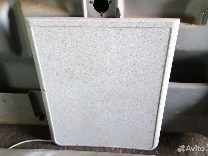 Стол салона wv t4 multivan