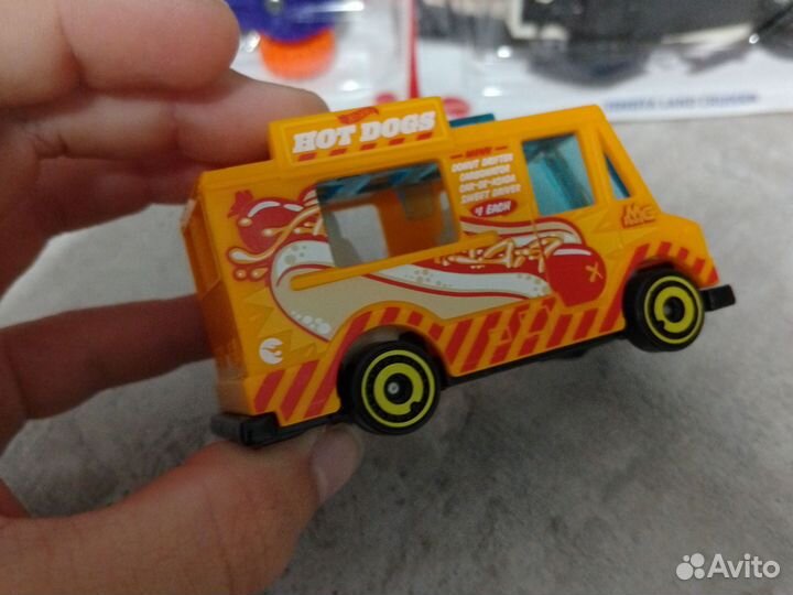 Hot wheels TH