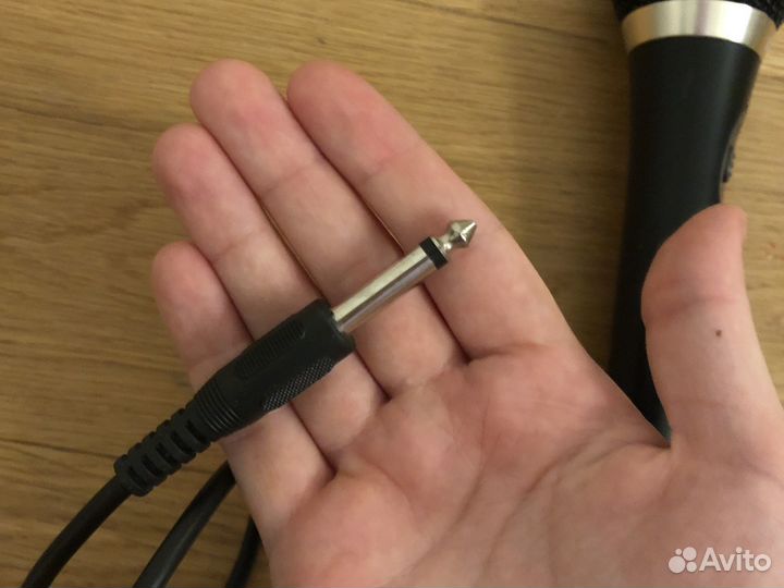 Микрофон Philips sbs md650