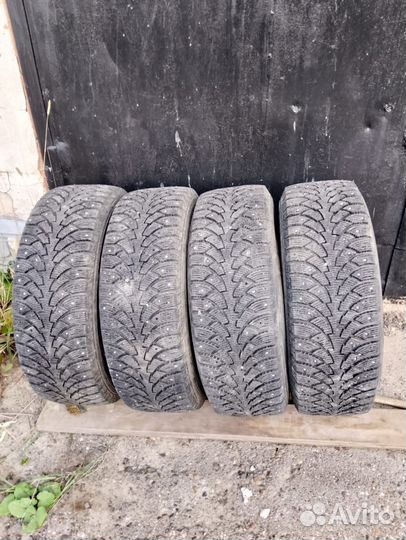 Nokian Tyres Nordman 4 215/65 R16