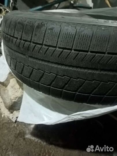 Accelera 651 215/65 R16
