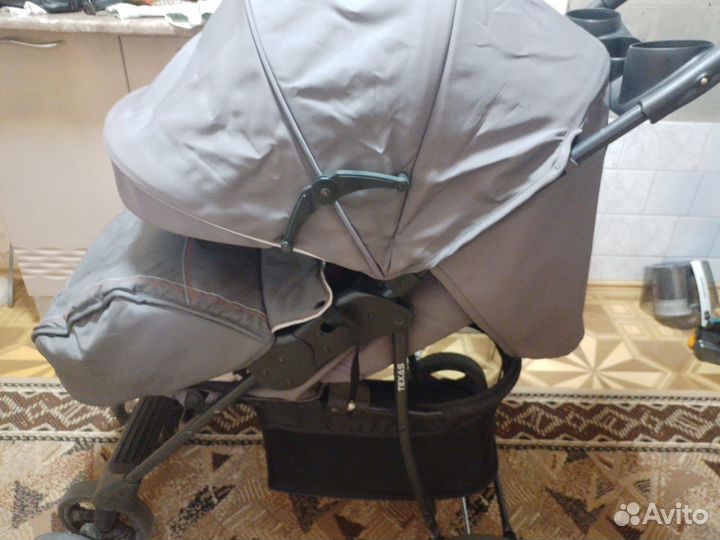Продам прогулочную коляску
