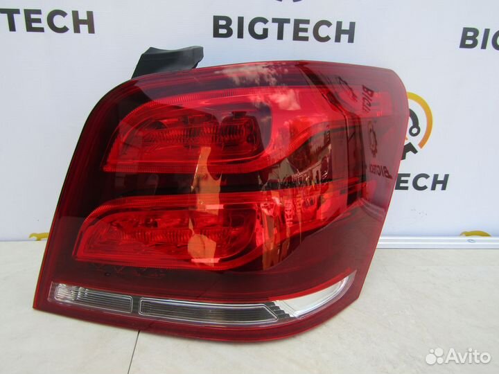 Фонарь задний правый Glk X204 A2049060257