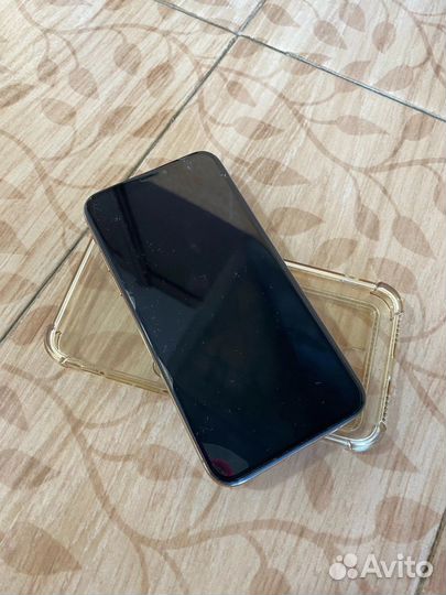 iPhone Xs, 64 ГБ
