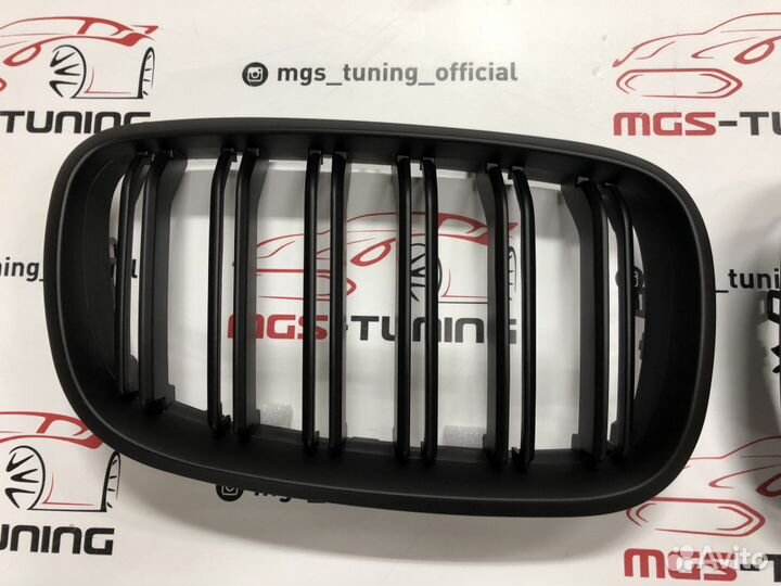 Решетка в BMW Х5 е70 в стиле Х5 М черная матовая