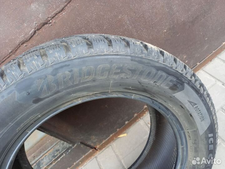 Bridgestone Ice Cruiser 7000 225/60 R17