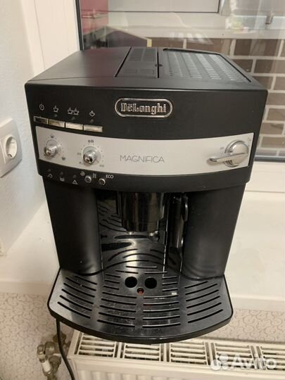 Кофемашина DeLonghi Magnifica esam 3000