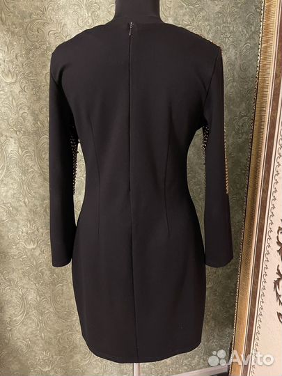 Платье с бусинами