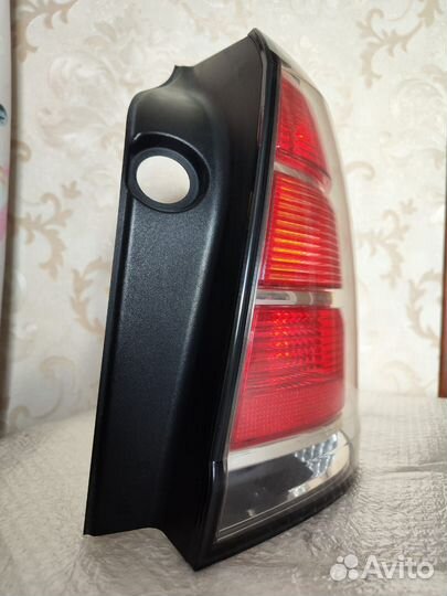 Фонарь задний правый opel zafira b