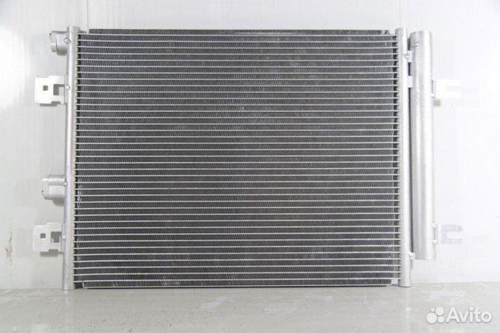 Радиатор кондиционера Renault Logan 2009-2015