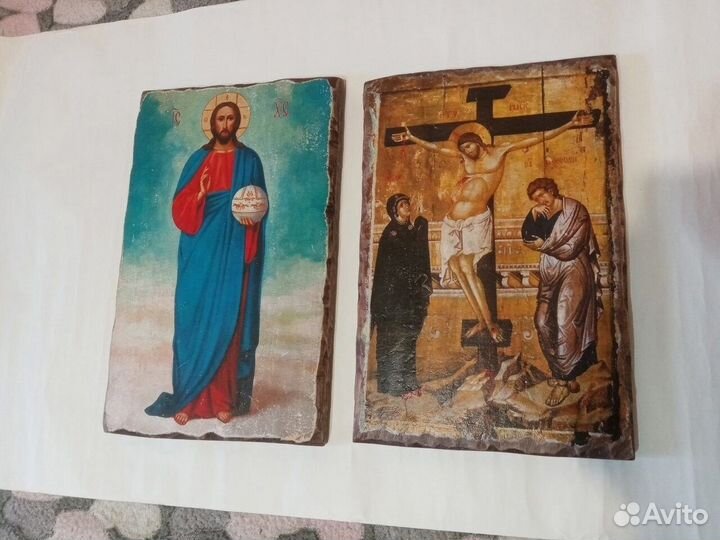 Иконы Господь Вседержитель и Распятие