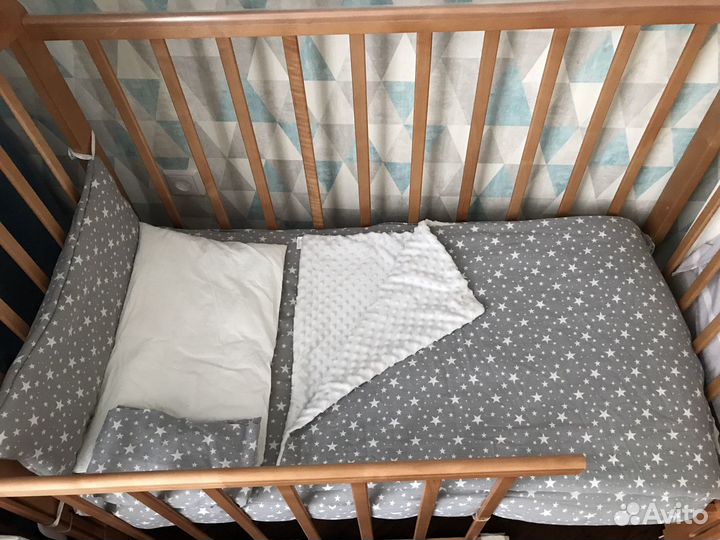 Комплект в кроватку. Бортик, простынь