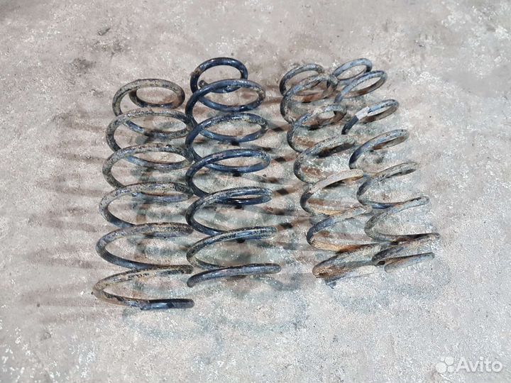 Пружина Skoda Octavia tour a4 хетчбек