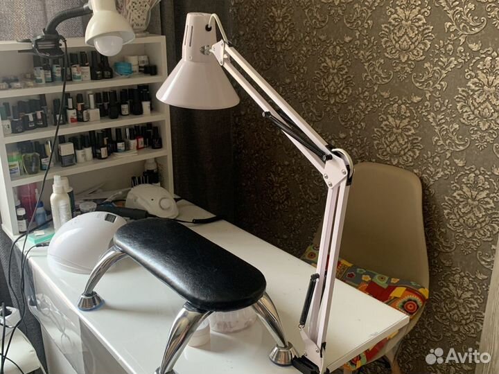 Лампа настольная на прищепке