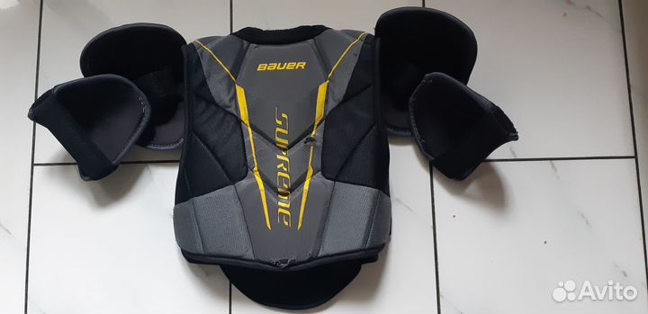 Нагрудник хоккейный Bauer JR Suprreme S150