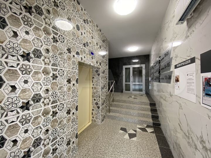 3-к. квартира, 83 м², 1/9 эт.