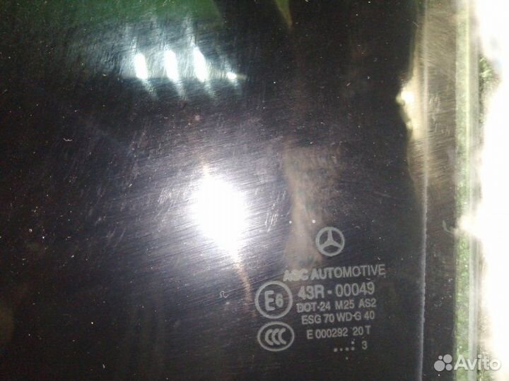 Стекло двери заднее левое Mercedes Glk Х204