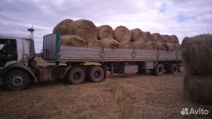 Солома в рулонах