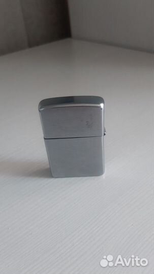 Оригинальная зажигалка zippo