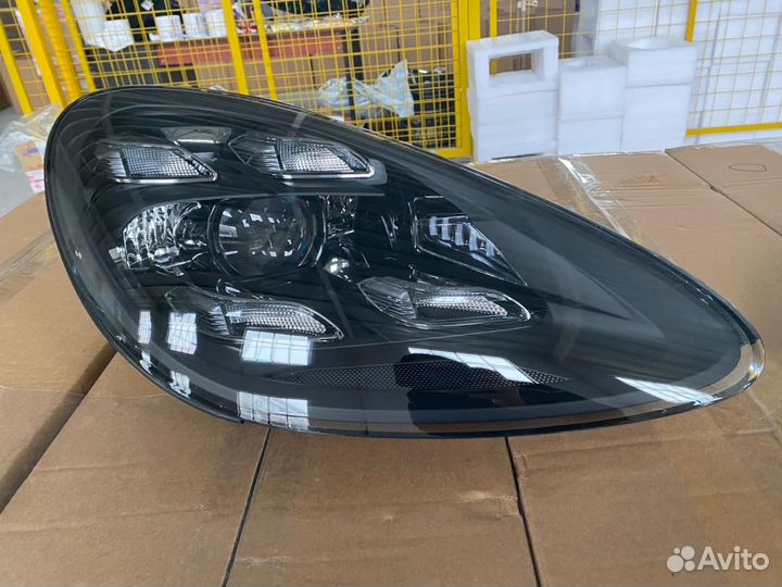 Фары Porsche Cayenne 958 Светодиодные, 2010-2014