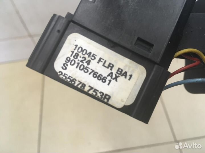 Переключатель поворотов подрулевой Logan 2005-2014