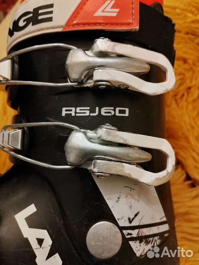 Горнолыжные ботинки lange