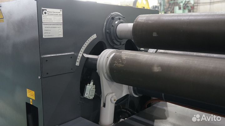 Трехвалковая листогибочная машина иб2222В