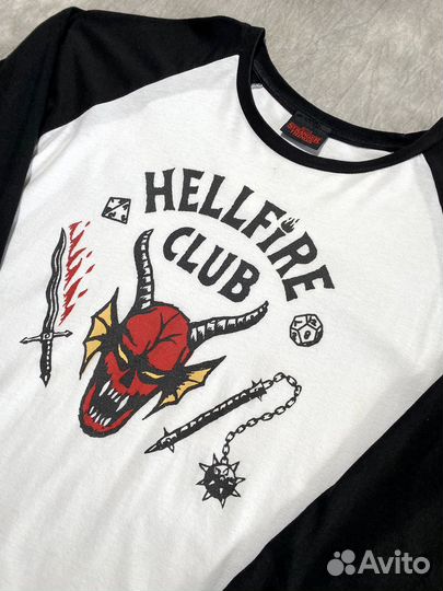Футболка Stranger Things Hellfire Club