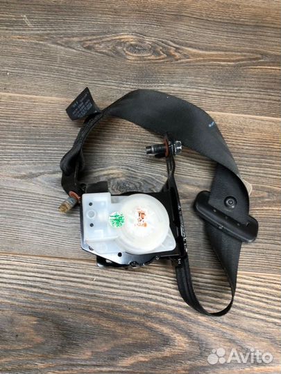 Ремень безопасности задний левый Hyundai Solaris 1