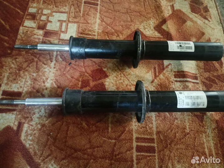 Передние амортизаторы bмw X5 E70