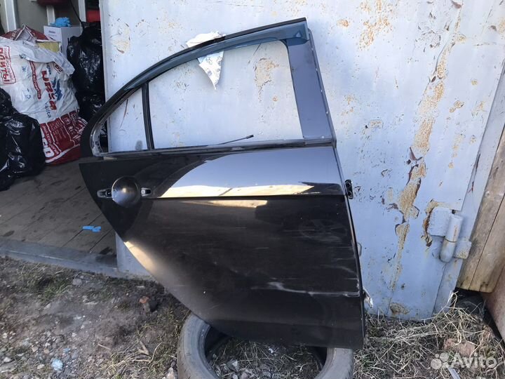 Дверь задняя правая mitsubishi lancer 10
