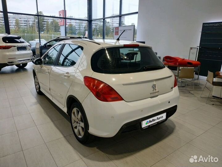 Peugeot 308 1.6 AT, 2011, 132 000 км