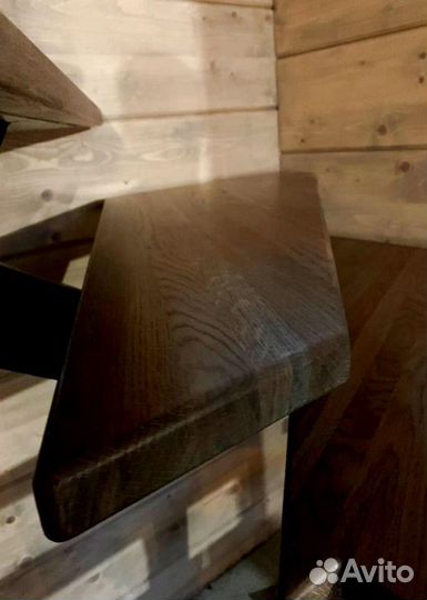 Г-образная лестница