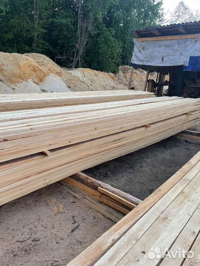 Доска пиломатериалы хвоя