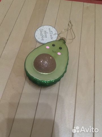 Елочная игрушка авокадо