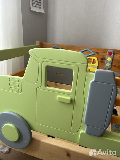 Кровать детская грузовик и матрас