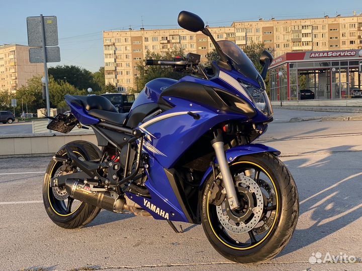 Yamaha FZ6R (XJ6), 2010г