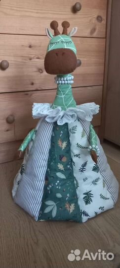 Жирафа. Кукла-грелка на чайник