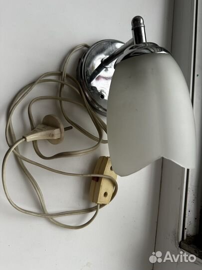 Настенный светильник бра