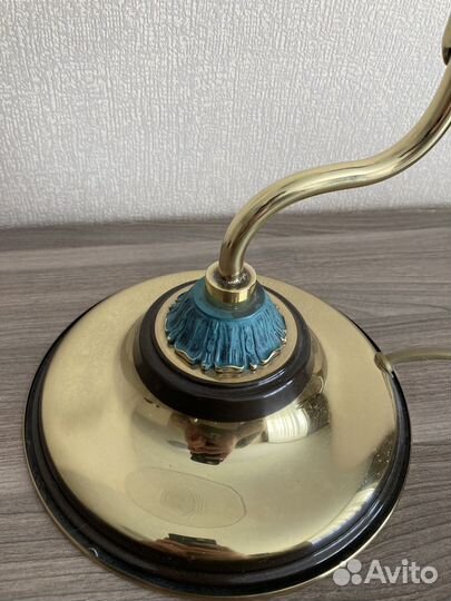 Лампа настольная