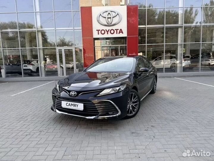 Toyota Camry 2.5 AT, 2023