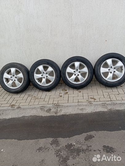 Колеса на литых дисках 225 * 65 * 17