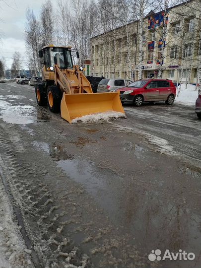 Фронтальный погрузчик