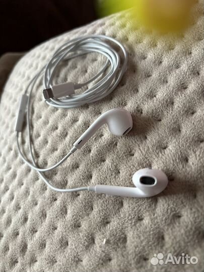 Наушники earpods