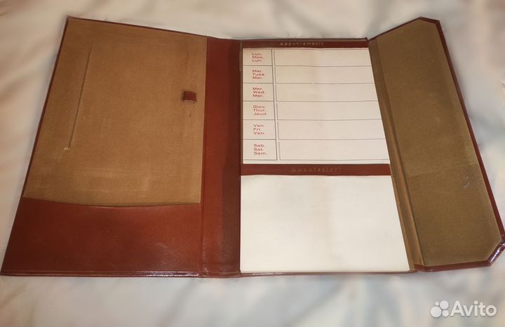 Кожаная папка