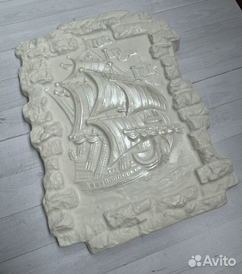 Панно из гипса 